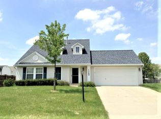 1245 Sunset Dr, Englewood, OH 45322