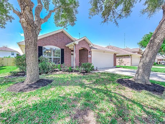 3rd image of 3406 Aldridge Drive