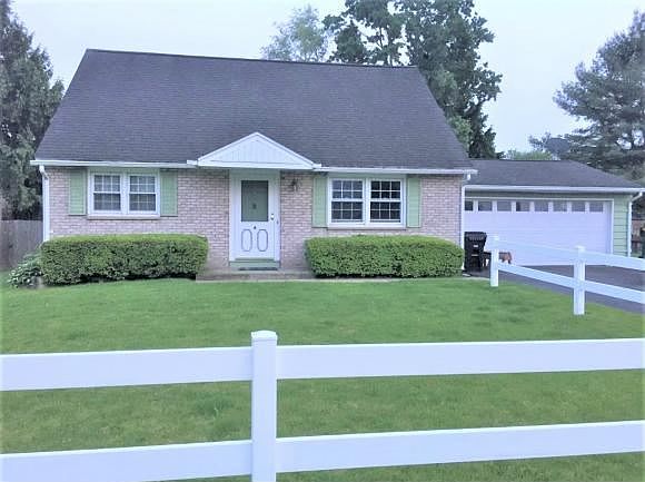 1st image of 6 Gordon Dr