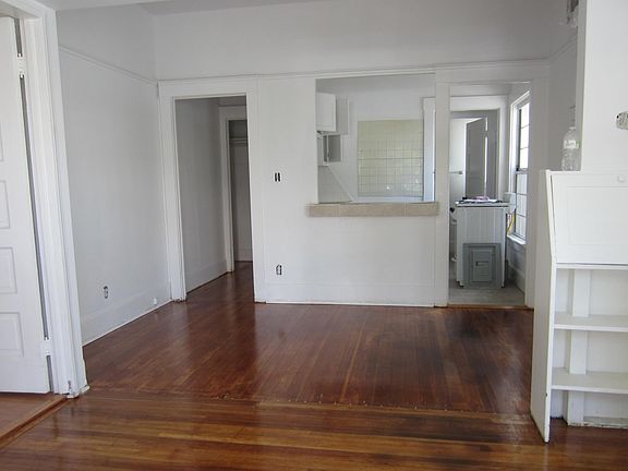 2nd image of 632 Orange Grove Ave