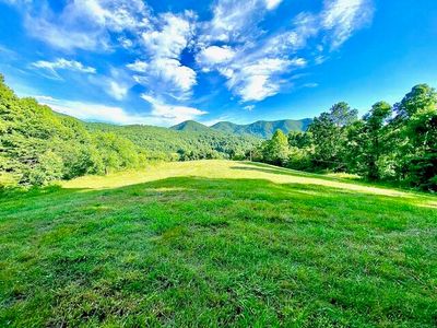 274 Morton Rd, Hampton, TN, 37658