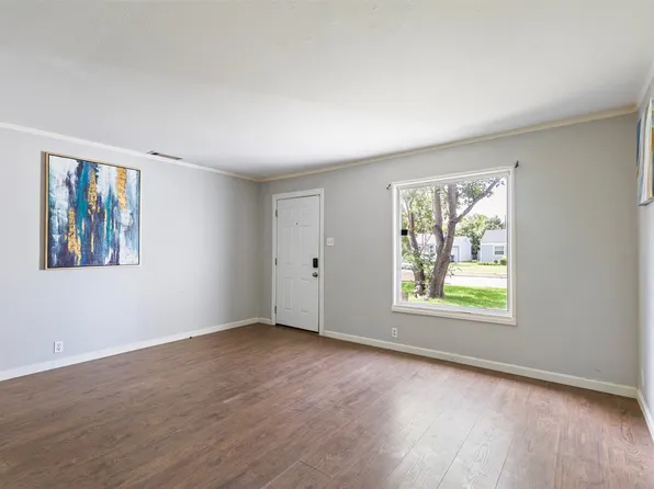 1513 Davis Blvd, Garland, TX 75042