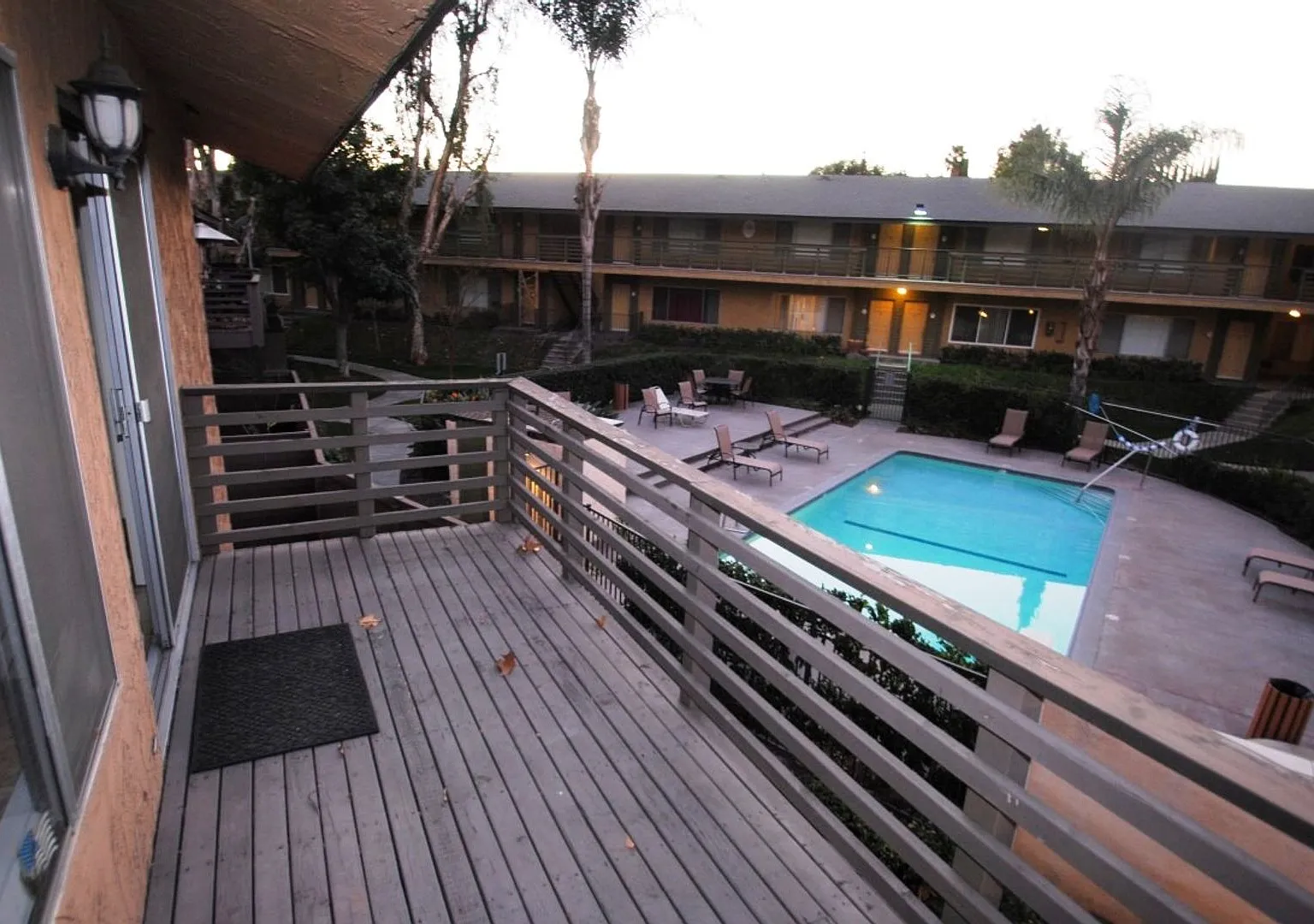 La Habra 3br Condo $3100mo — Photo 2