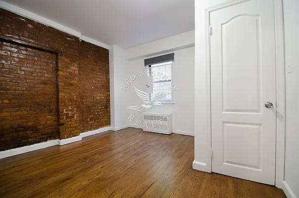 Rented by Red Sparrow Realty Group | media 27