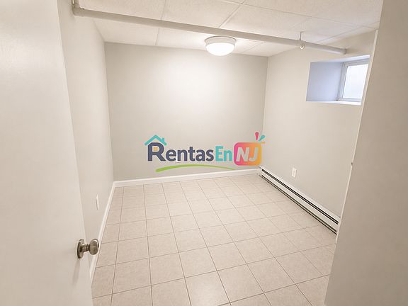 5th image of 285 Goldsmith Ave #Cc