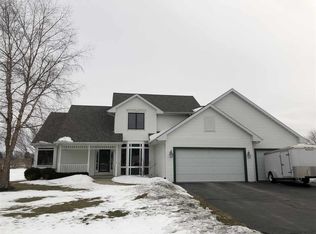 12754 Lake Pointe, Winnebago, IL 61088