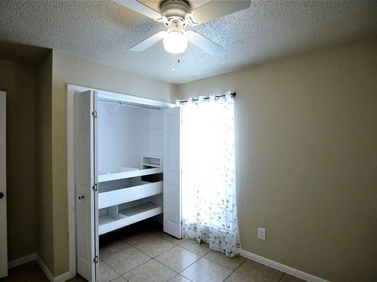 2503 Lain Dr — Photo 18