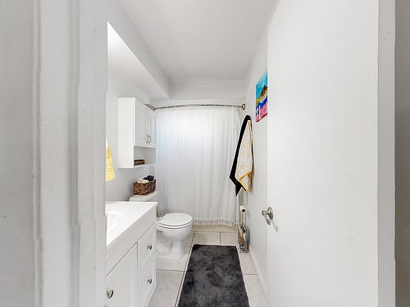 5th image of 7 Fernwood Ln