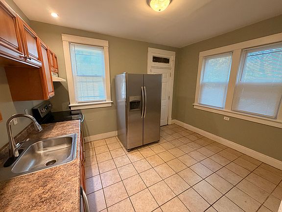 5th image of 324 E 11th Ave