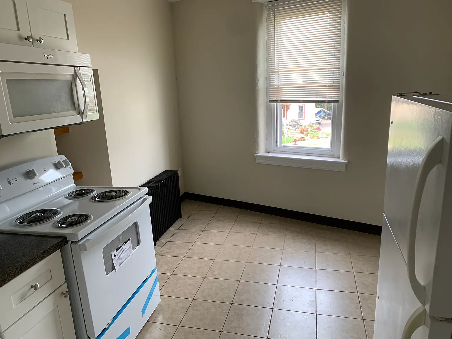 1 bed, $1,145 — Photo 3