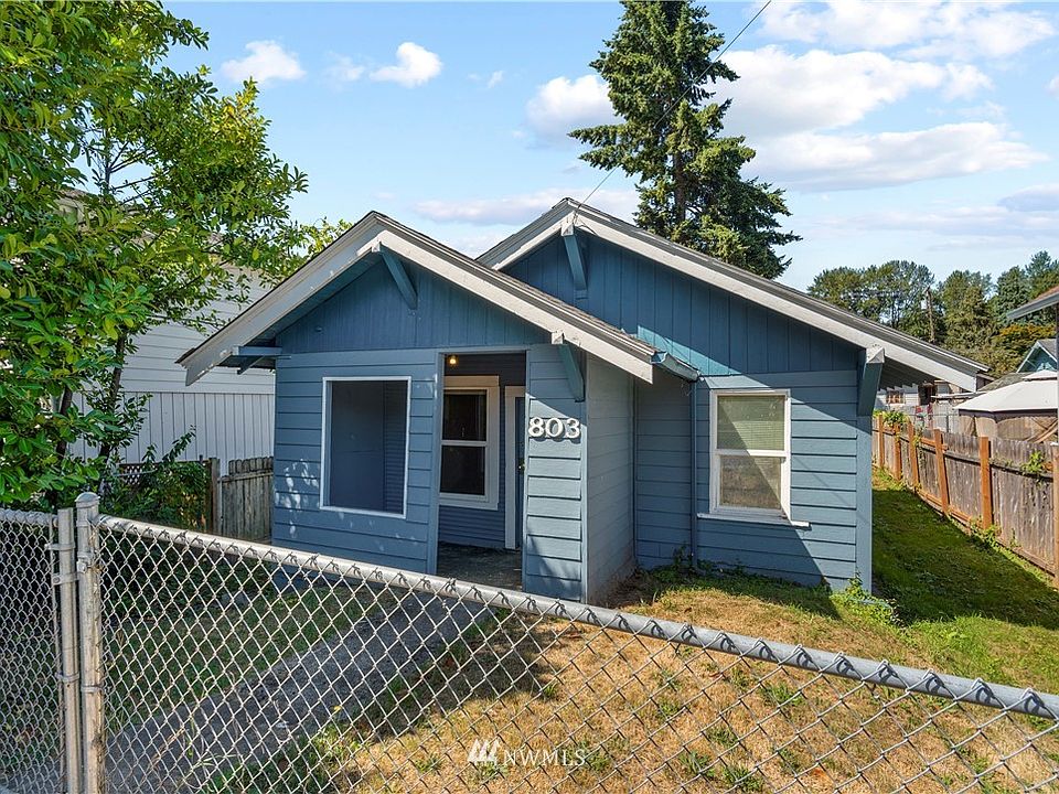 1st image of 803 Pacific Avenue N