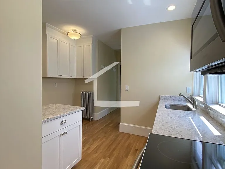 303 Tappan St #1 — Photo 5