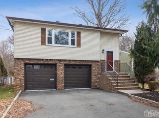 174 Amherst Ave, Colonia, NJ