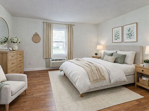 4th image of 349 Braeside Ave APT 302