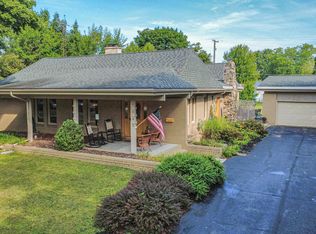 1006 Falkirk Rd, Alma, MI 48801