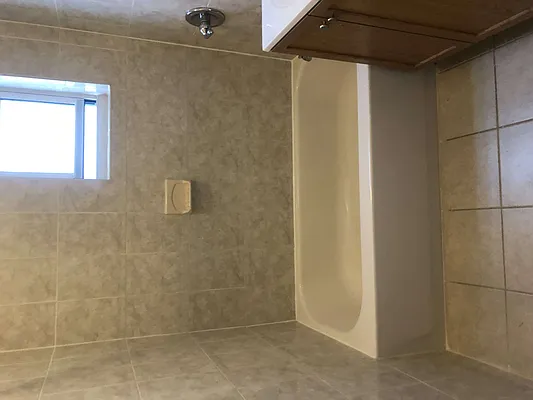 Rented by First Executive Realty Inc | media 6