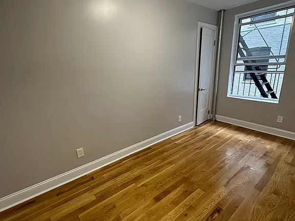 4th image of 575 W 175th St APT 42