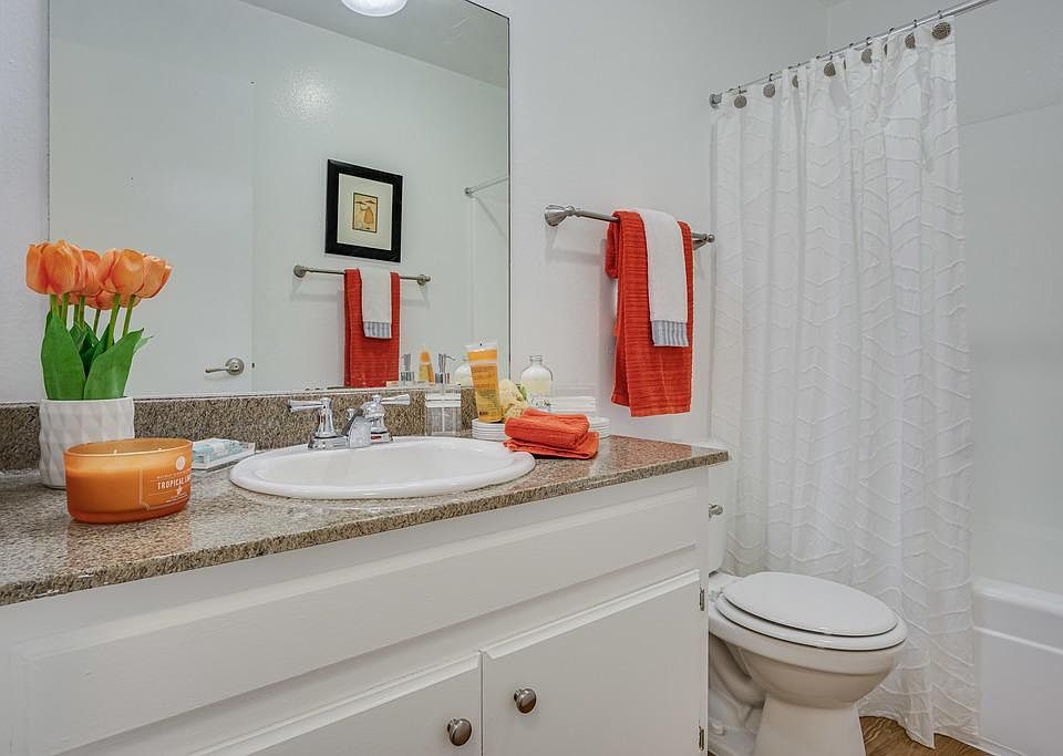 Walnut East Apartment Rentals Tustin, CA Zillow