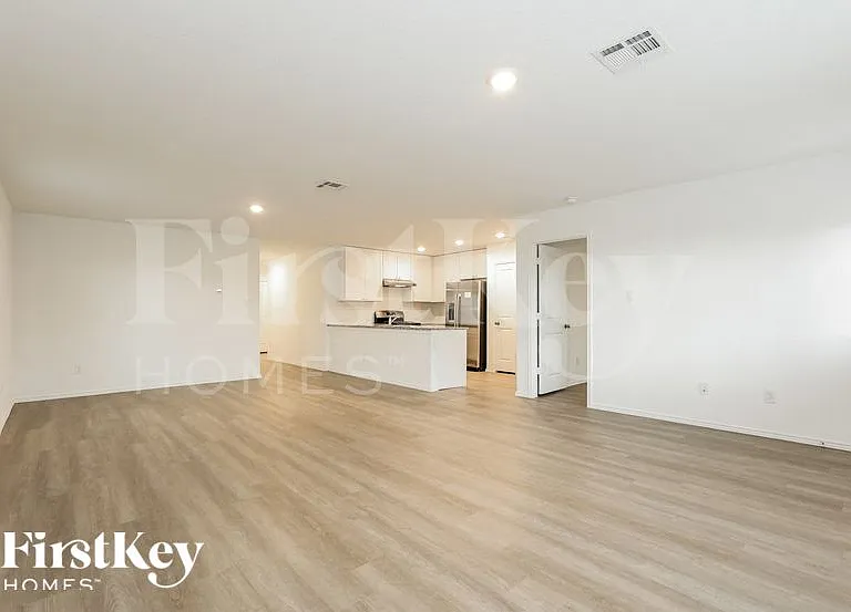 10606 Pablo Way — Photo 4