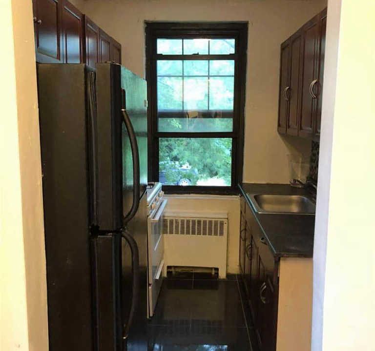 2nd image of 7009 Park Dr E