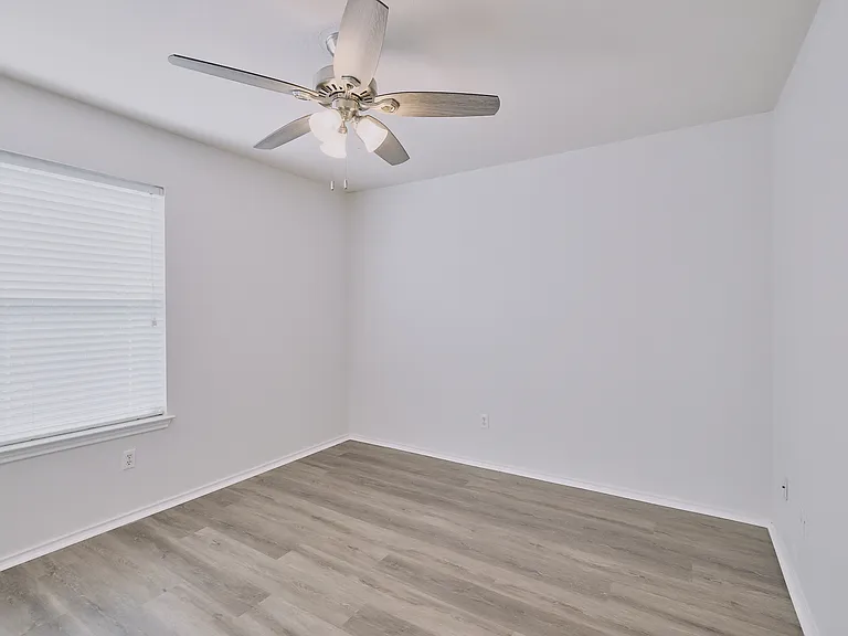 9316 Rowlands Sayle Rd — Photo 23