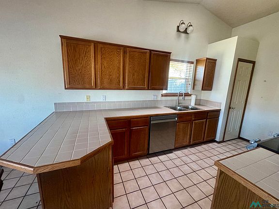 2nd image of 140 Gail Jackson Ct