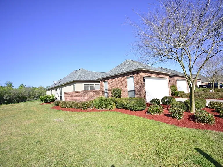 7070 Caddys Court Dr — Photo 23