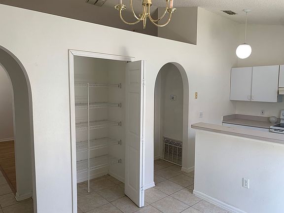 5th image of 1558 Slash Pine Ct