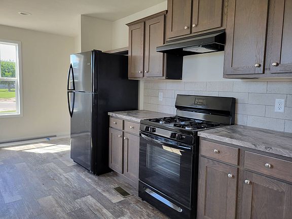 2nd image of 15860 Croatia Dr #489