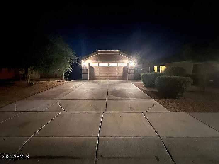 1st image of 11821 W Maui Ln