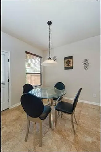 Breakfast area