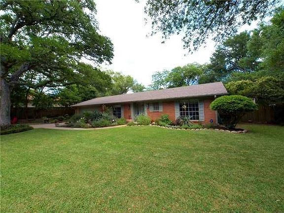 3rd image of 8709 Willowick Dr
