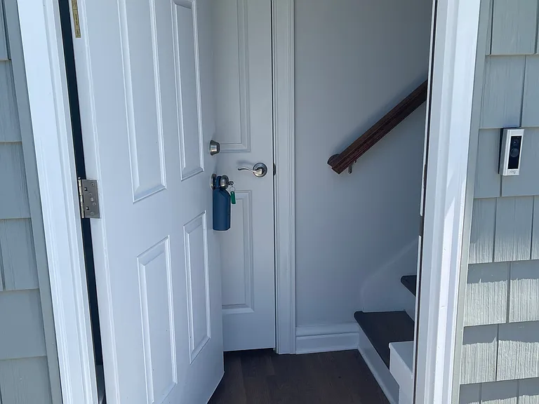 401 Virginia Ave — Photo 3