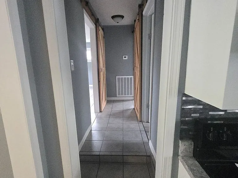 340 Unaka Dr — Photo 18