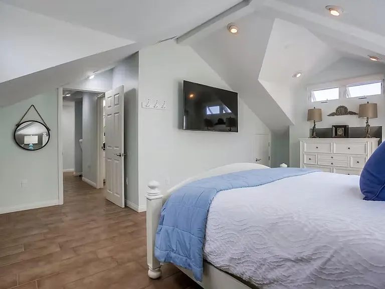 817 Ostend Ct — Photo 21