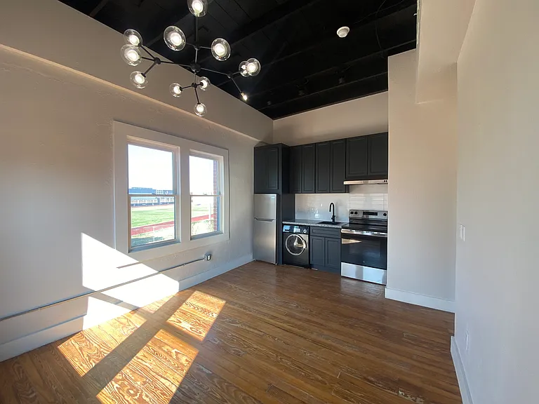 1714 S Saint Marys St #3 — Photo 1