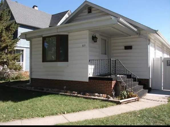 611 S 9th St, Norfolk, NE 68701