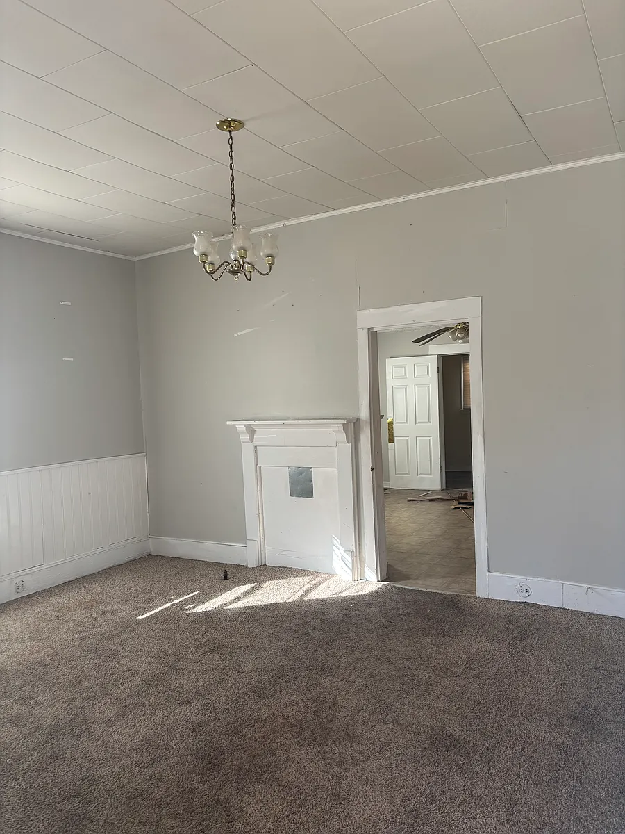 Building Photo - 1117 Toms St