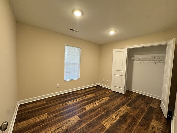 3rd image of 708 Forrest St