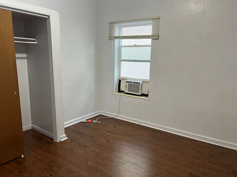 1141 E 500 S — Photo 15
