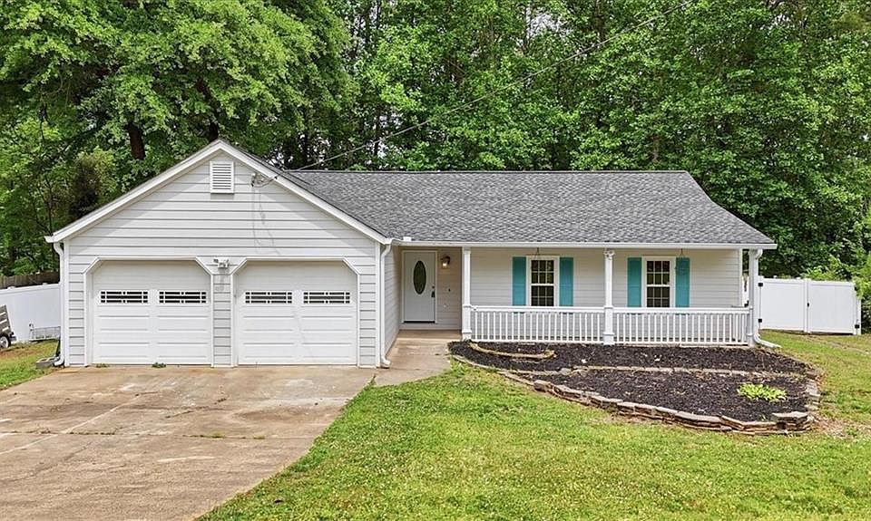 1st image of 847 Riverstone Ln