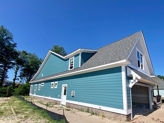 3rd image of 3308 Island Lakes Drive