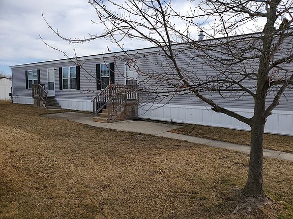 2nd image of 7040 Shawnee Dr #461