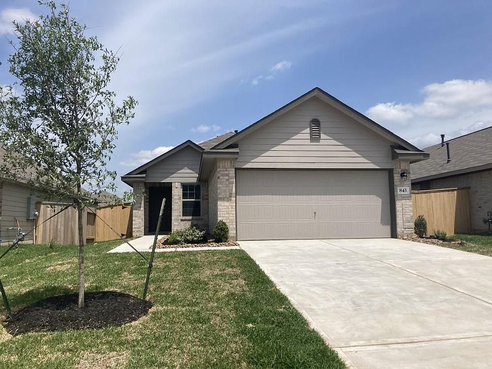 1st image of 843 Deerhurst Ln