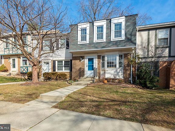 2nd image of 3331 Buehler Ct #108