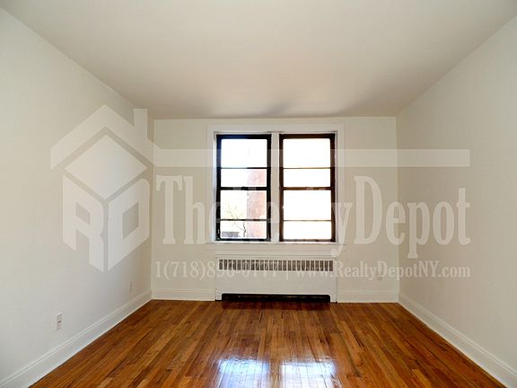2nd image of 7505 113th St APT 3A