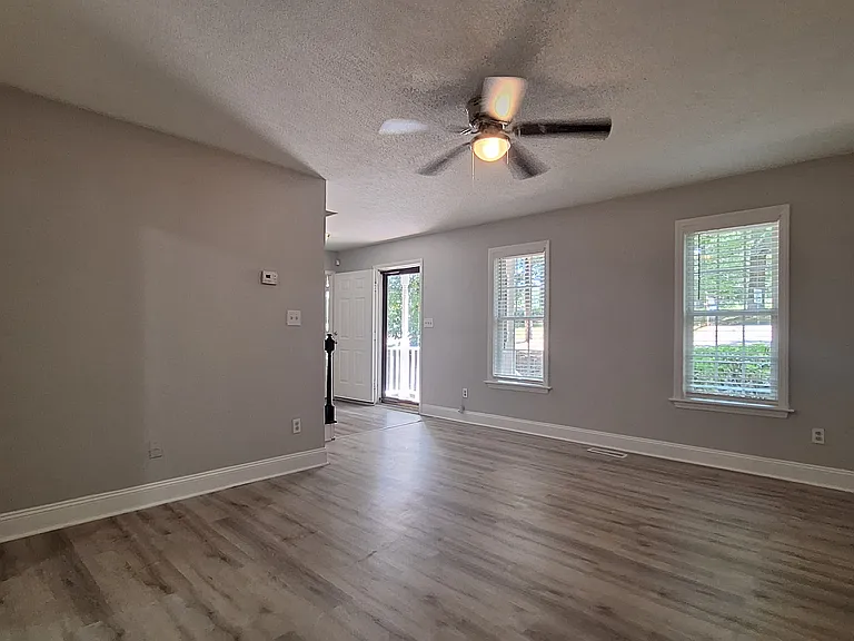 2811 Sparger Rd — Photo 10