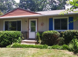 22 Talmadge Ct, Asheville, NC 28806