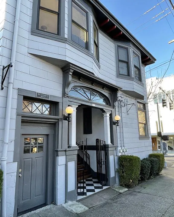 503 SE 12th Ave