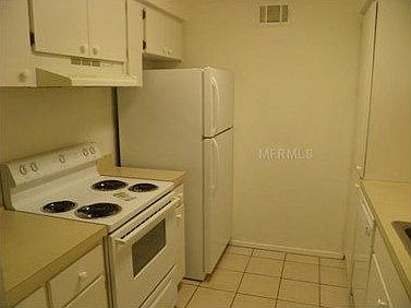 3rd image of 115 S Lois Ave APT 112
